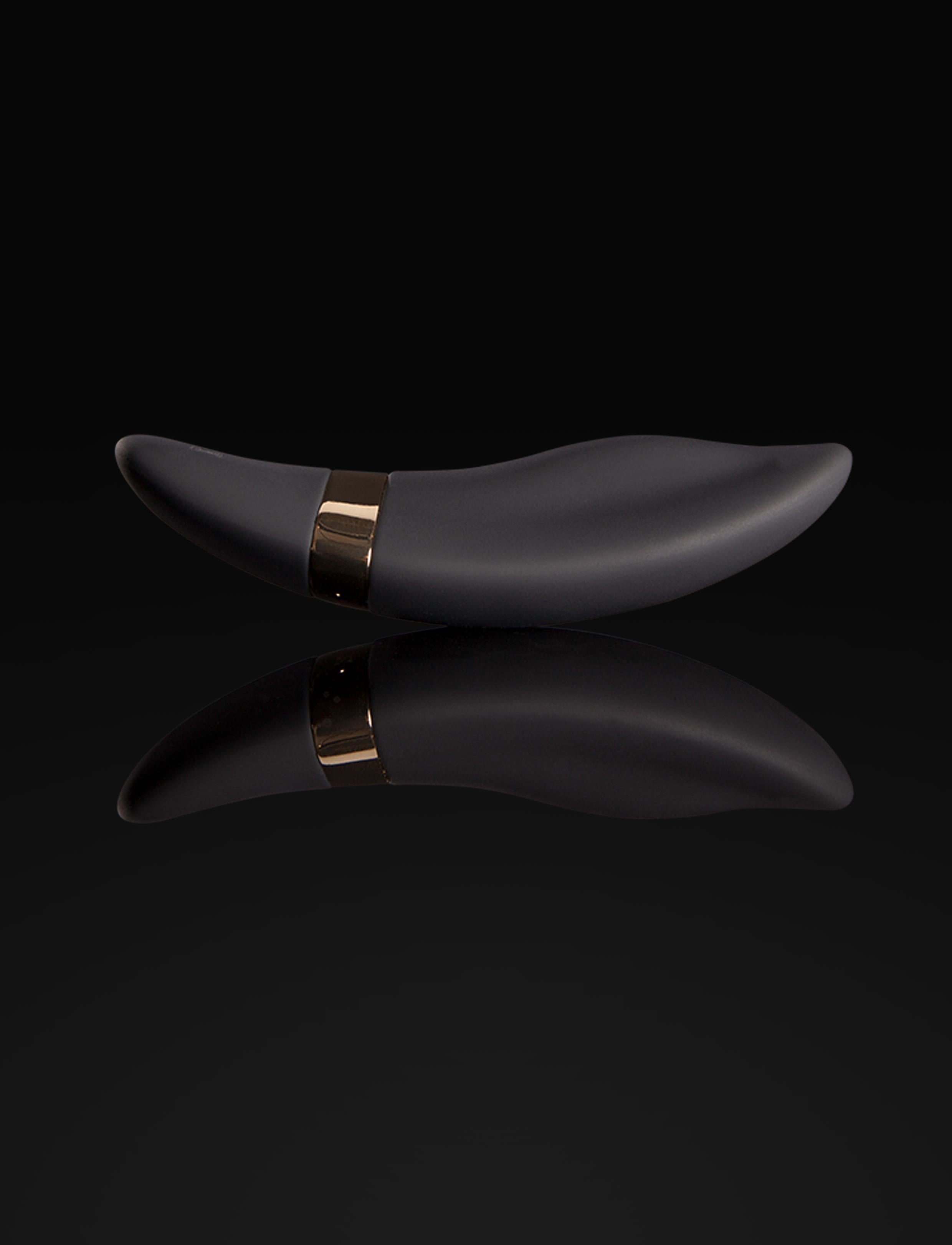 Perla Black Vibrating Thong