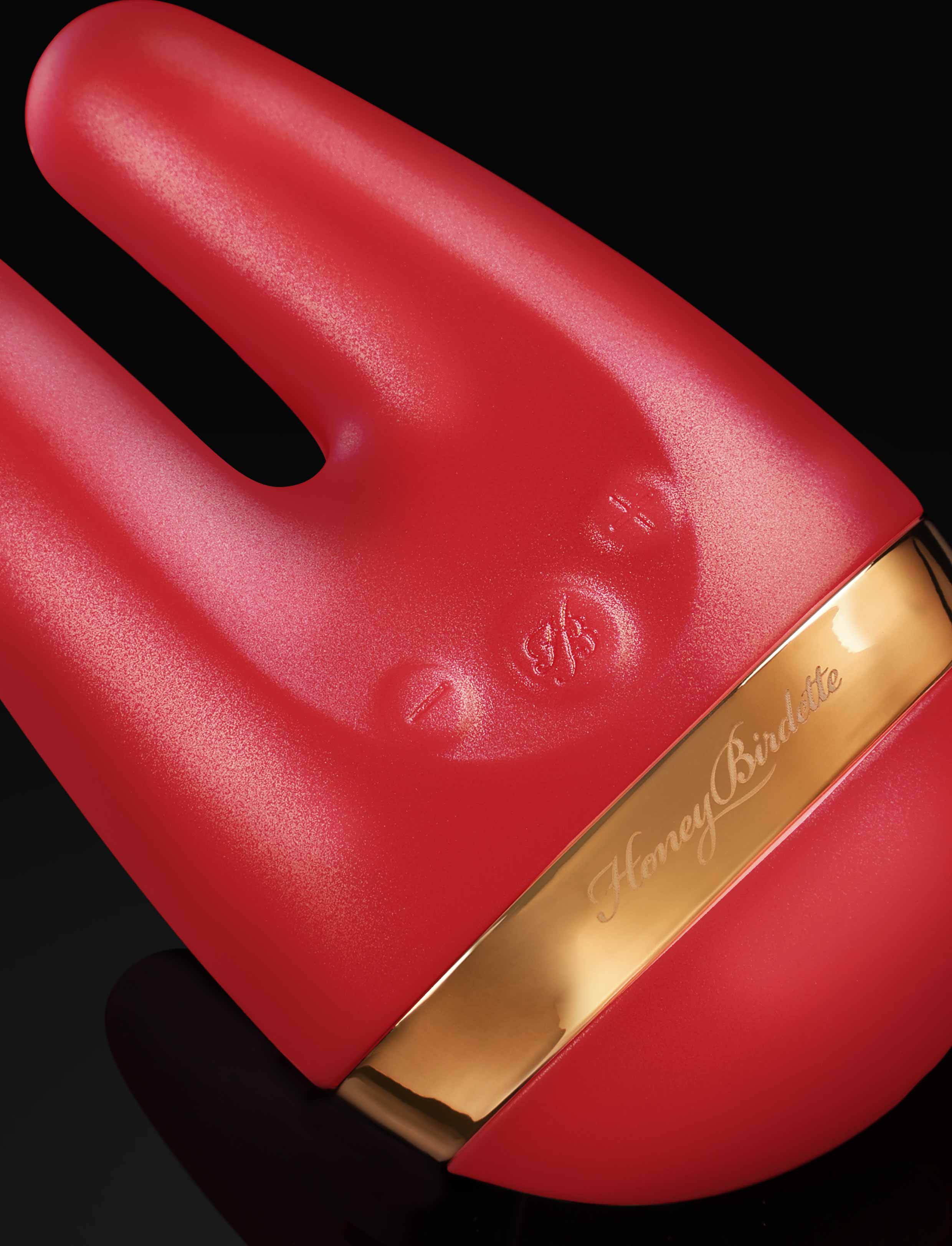 Venus Metallic Red